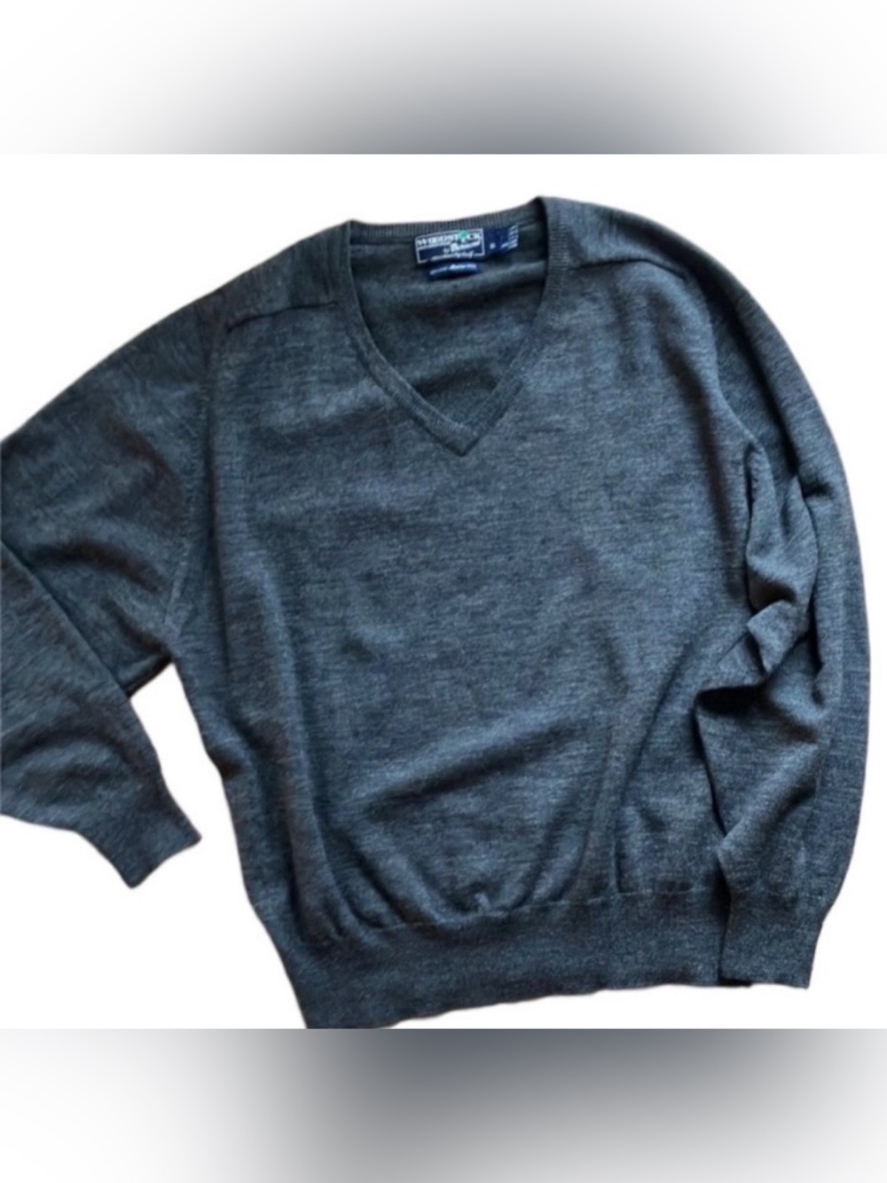Vintage Woodstock by Bernard 100% Merino Wool XL Charcoal Gray V-Neck Sweater